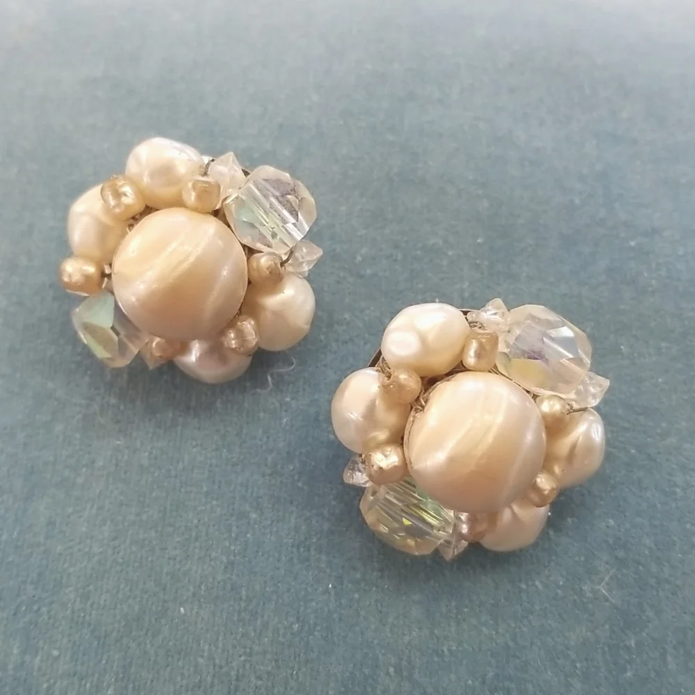 Vtg 1950's Clip Earrings